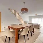 D'el Rey - A4 - Golf & Apartmán